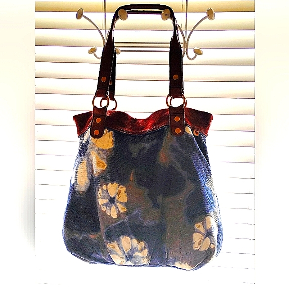 Lucky Brand Floral Tie Dye Vintage Hobo Bag - Picture 3 of 8